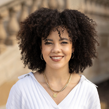 Headshot for Kendall Riley