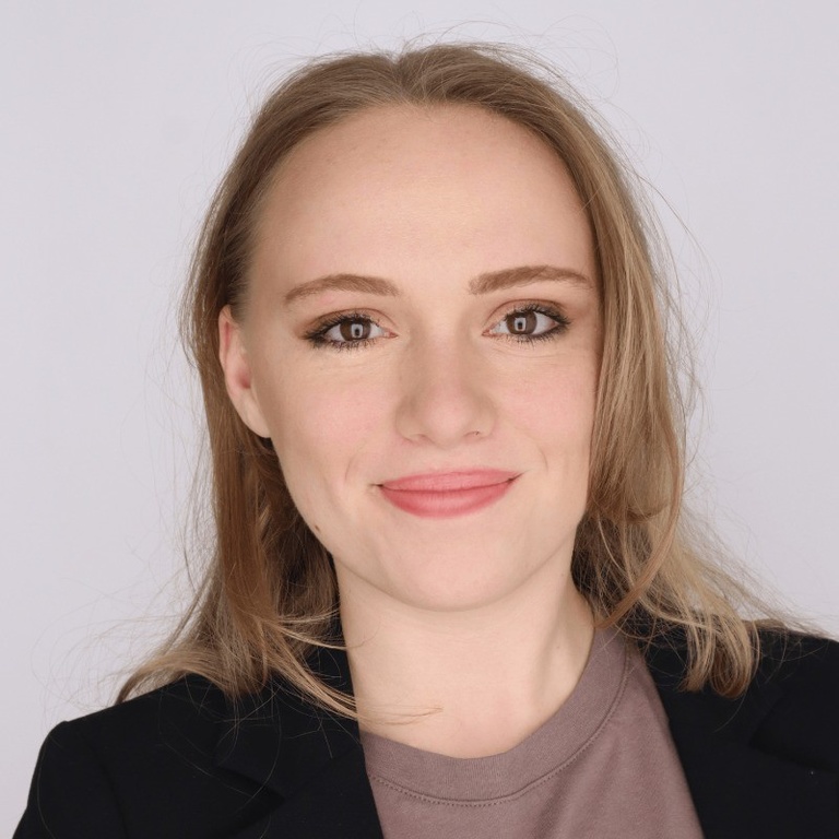 Portrait of Sophia Heller.