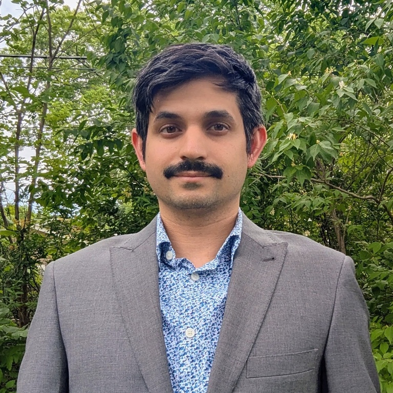 Headshot of Philip Tostado